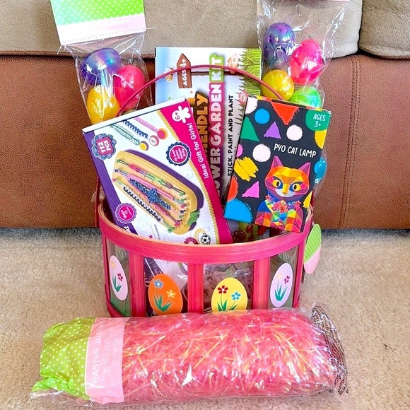 Brand New Easter Basket Friendship Bracelet Kit Cat Lamp Garden Kit Eggs Grass - Picture 15 of 15
